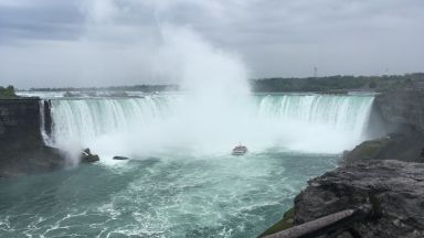 За първи път в историята Ниагарският водопад ще бъде осветен