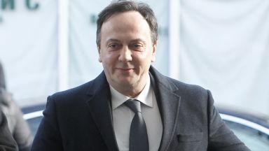 Македонската полиция от тази нощ издирва бившия директор на македонското