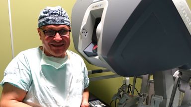 Първата роботизирана операция в България на тумор на панкреаса бе