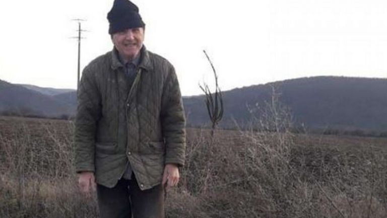 81-годишният Георги Иванов от поморийското село Бата и днес запълва