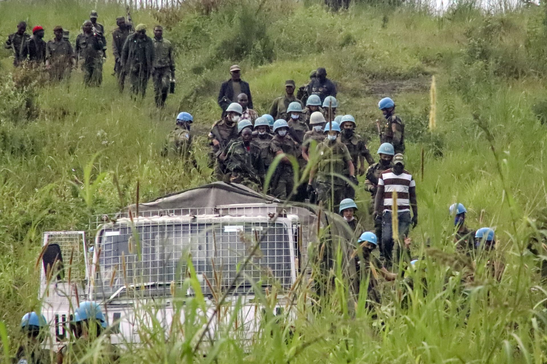 Дипломатът и полицай бяха убити при нападение на конвой на ООН