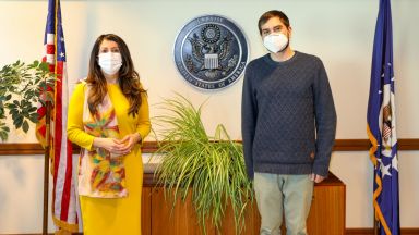 Посланик Мустафа се срещна с журналиста Димитър Кенаров за да