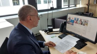 Непосредствената задача пред Европейските лидери е да гарантират провеждането на