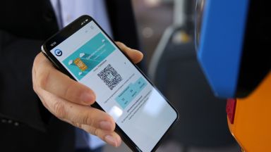 От днес столичани имат възможност да закупят електронна карта за