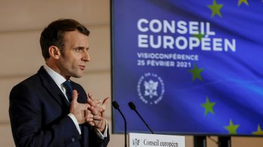 Въвеждането на паспорти за ваксинация което искат някои страни като