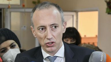 Пролетните ваканции за учениците може да бъдат две от