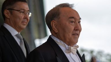 Десетки опозиционни демонстранти бяха задържани в неделя от полицията в