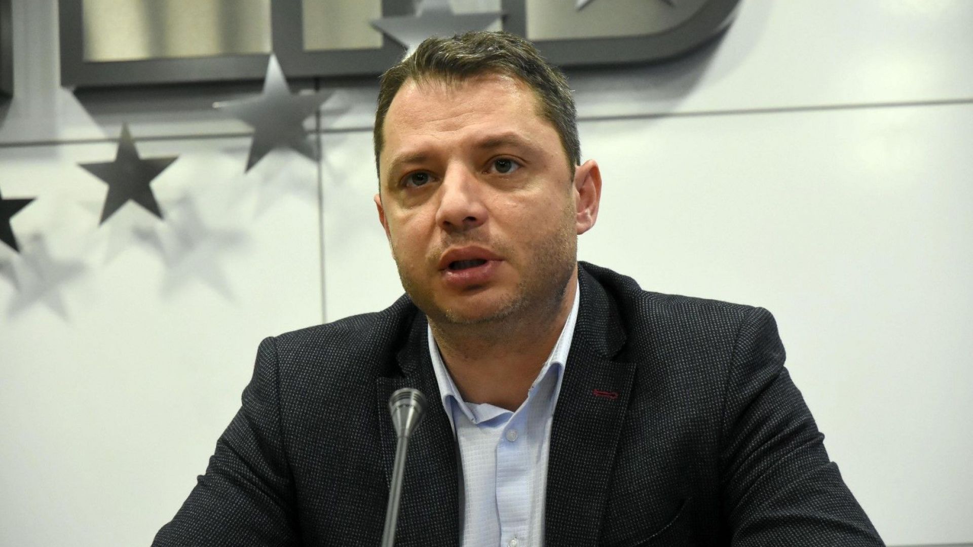 Делян Добрев: Новият шеф на "Булгаргаз" търгува газ през бившия си работодетел, схемата се повтаря и в НЕК