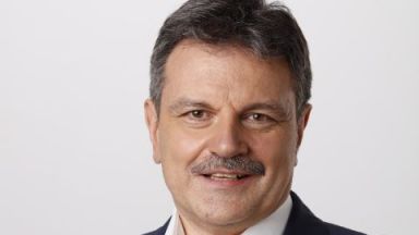 Демократична България обяви водачите на листите си В София област листата води