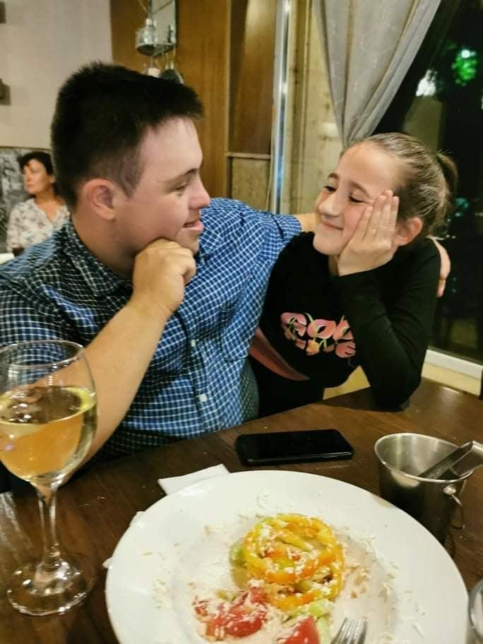 Наско и дъщерята на фотографката Анна Йончева