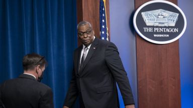 Безредието бива две разновидности безредие в рамките на една система