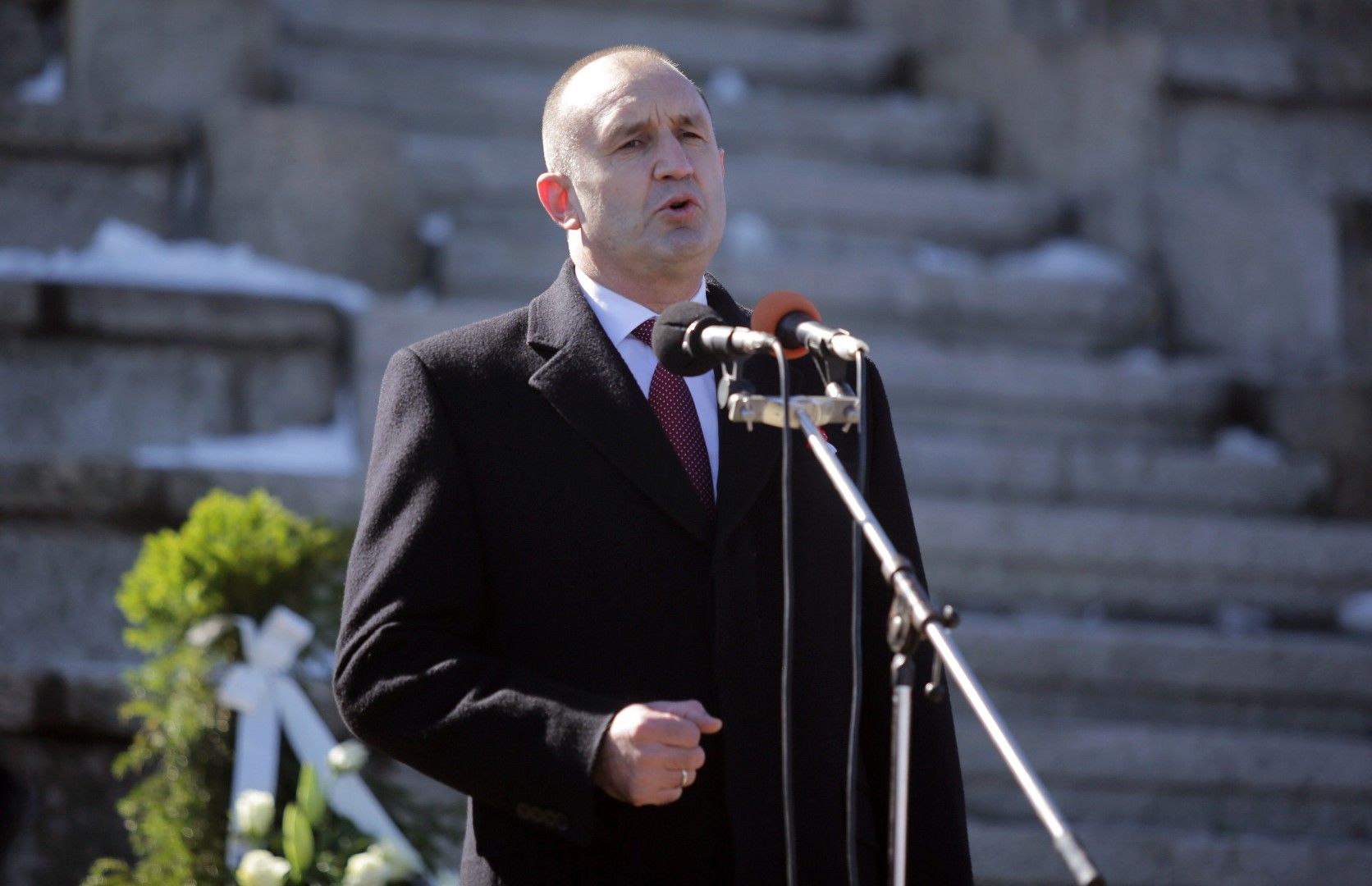 Президентът Румен Радев участва в тържествената церемония по отбелязване на Националния празник на България 3 март на връх Шипка, където произнесе слово
