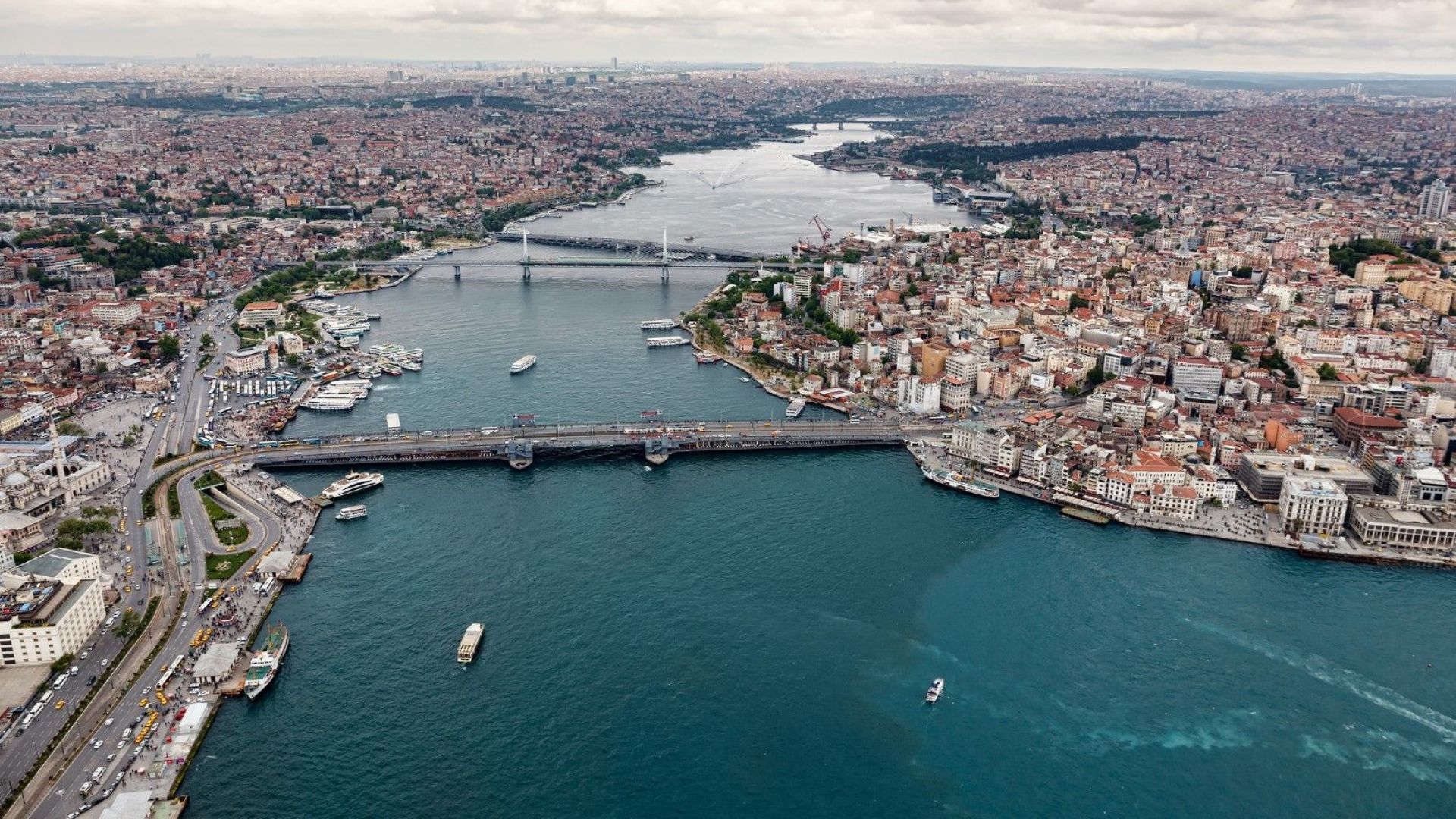 "Канал Истанбул": Ердоган се зарече да завърши и последния от тройката "луди проекти"
