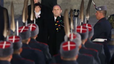Президентът Румен Радев изнесе реч по време на тържествената заря проверка