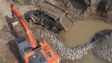 Цената на благородния метал се покачва а това стимулира и