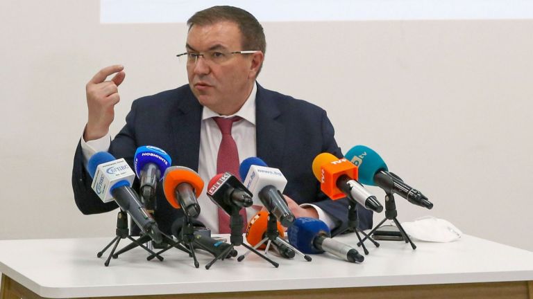 В Бургас втори ден обмислят дали да затегнат рестрикциите. В