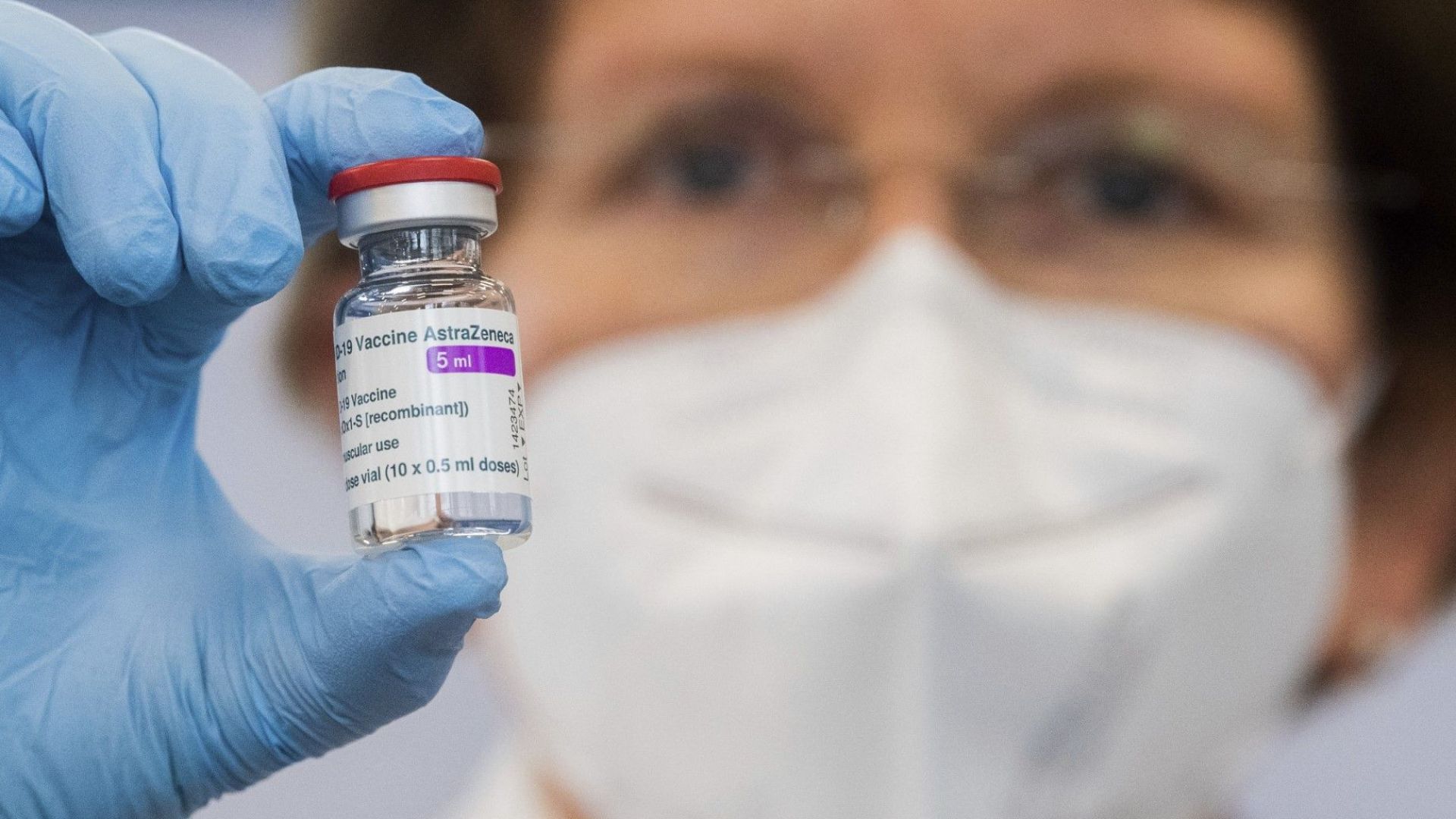 Дания сложи край на имунизацията с "АстраЗенека"