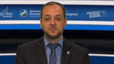 Съпредседателят на ДБ Борислав Сандов потвърди че е единият от