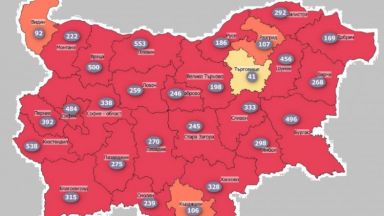 Нови мерки срещу поредната ковид вълна вече влязоха в сила