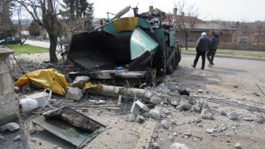 Тежко остава състоянието на шофьора който този вторник пострада при