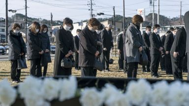 Япония отдава почит днес на жертвите на земетресението от 2011