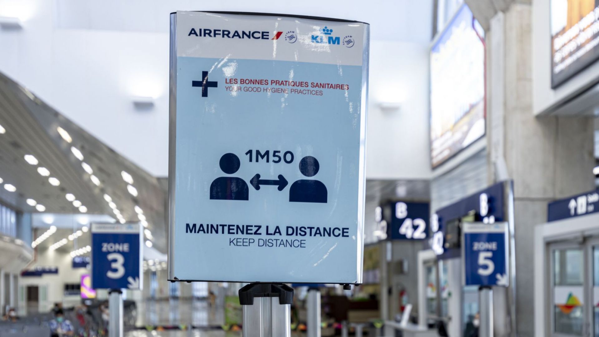 Air France въвежда дигитален санитарен пропуск за някои от полетите си