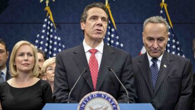 Губернаторът на американския щат Ню Йорк Андрю Куомо отново настоя