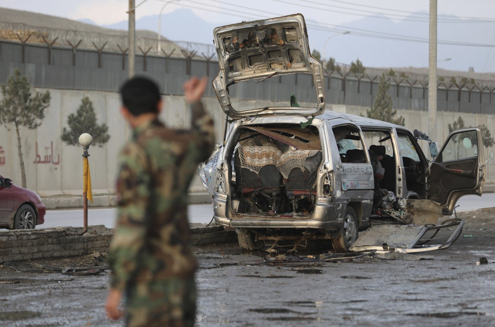 Атака с кола бомба в Кабул на 7 март. Нападенията от този вид са често срещани в Афганистан
