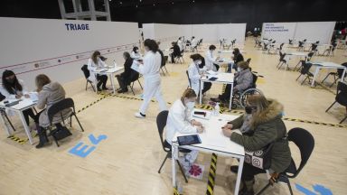 Северната италианска област Пиемонте заяви днес че временно ще спре