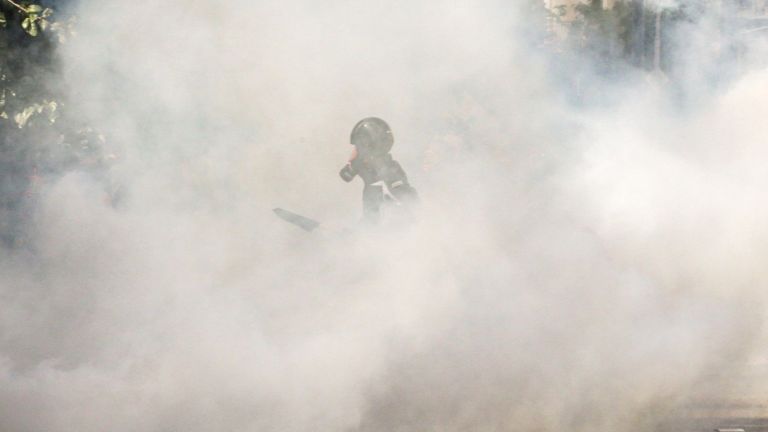 Полицията в Йордания използва вчера сълзотворен газ, за да разгони