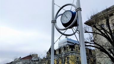 Гръмотевица е повредила градския часовник на централната улица Александровска в