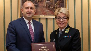 Шестима новоназначени посланици връчиха днес акредитивните си писма на президента