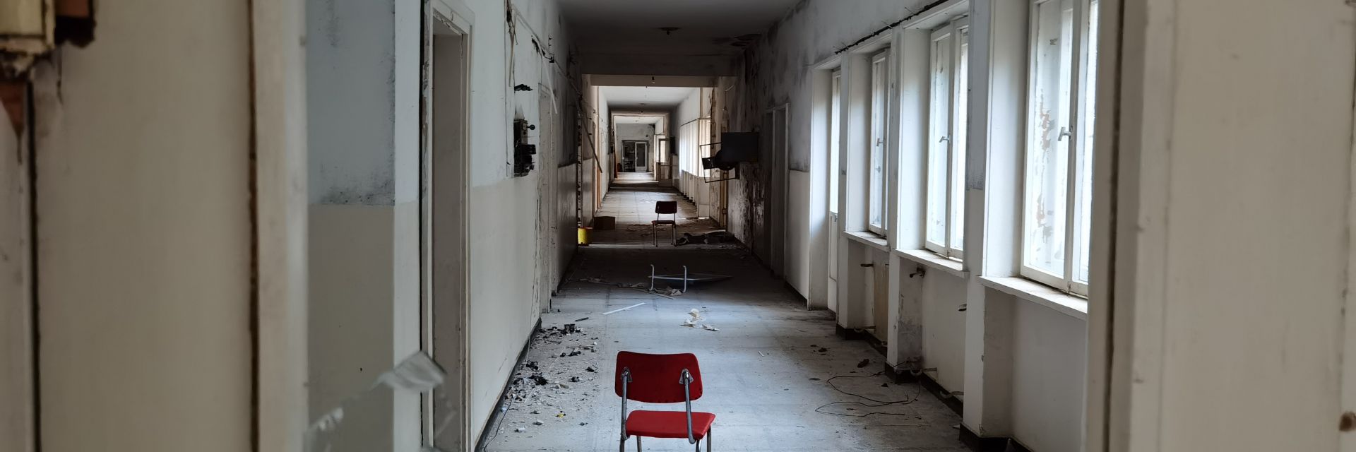 В разгара на корона кризата: Докъде докарахме най-голямата белодробна болница на Балканите