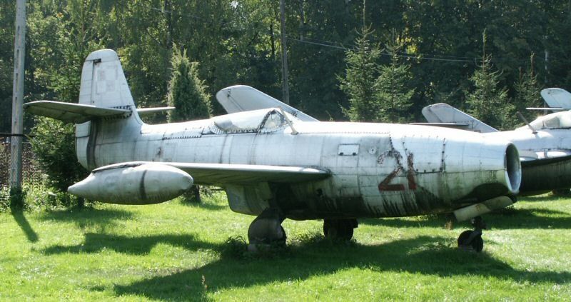 Як-23