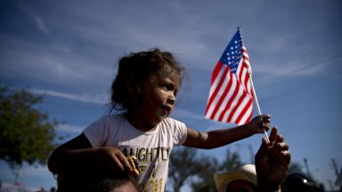 Камарата на представителите на американския Конгрес контролирана от демократите одобри