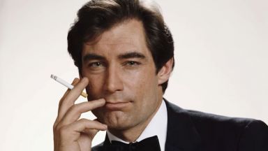 Тимъти Далтън: Вечният британски ерген, Агент 007 или просто мъжът в огледалото...