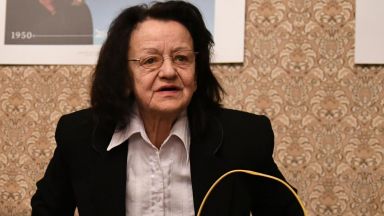 Майката на актьора Андрей Баташов Теодора Стефанова е починала