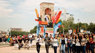 Паркът Гези в Истанбул някогашната начална точка на антиправителствени протести