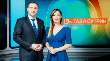 Професионалният път на Биляна Гавазова започва в радиото където е