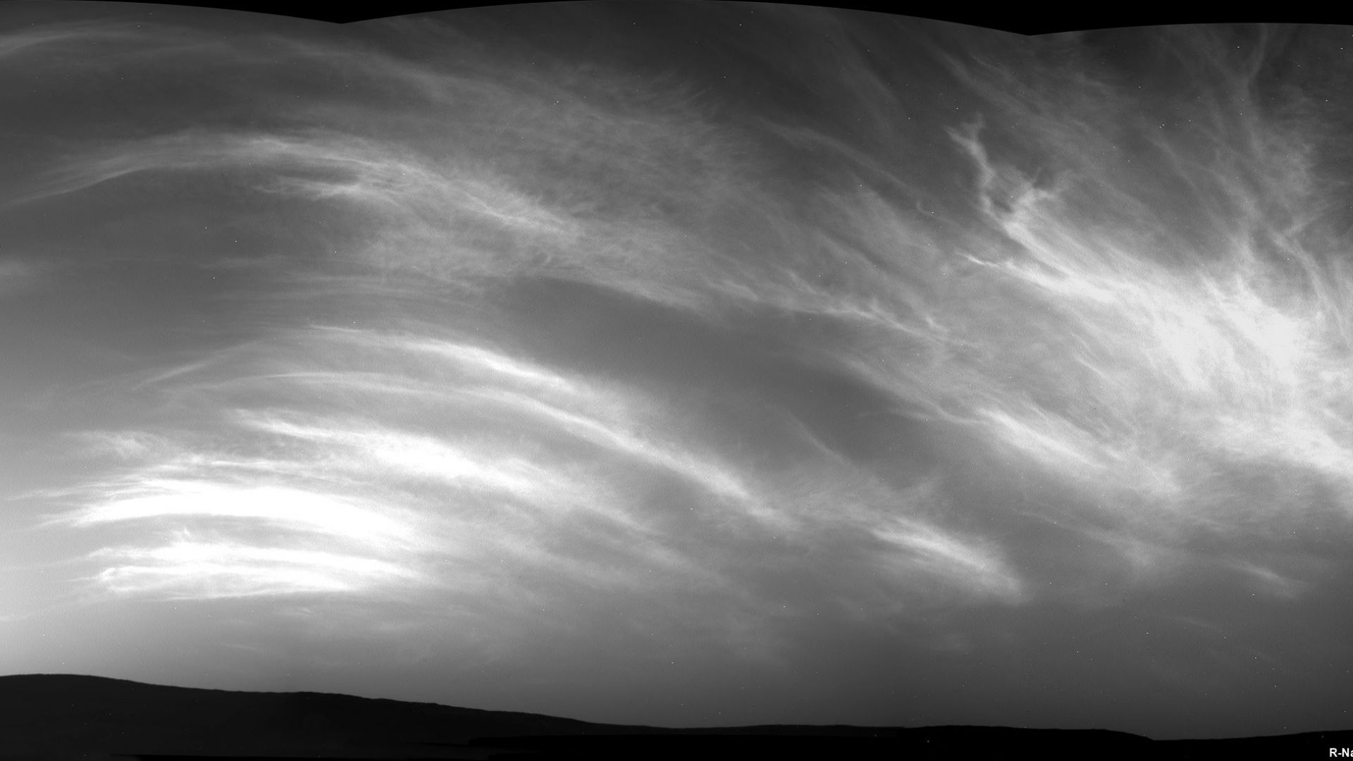 НАСА засне облаци на Марс