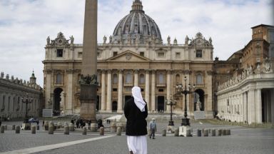 Папа Франциск за пръв път назначи жена на висока позиция