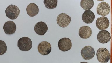 Турски трафикант на антики опитал и да подкупи митничар с