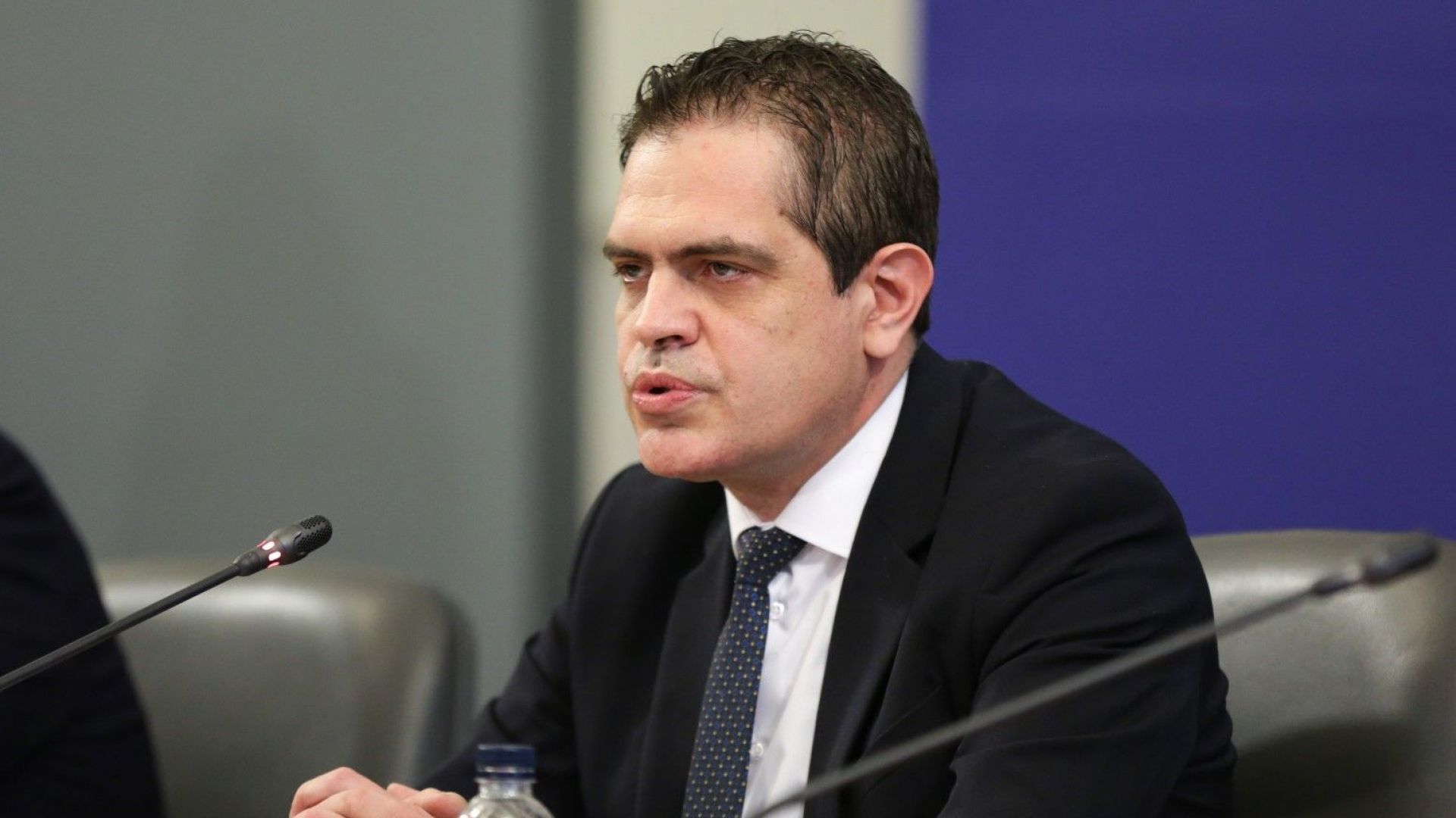 Лъчезар Борисов издаде указания за работа на големите търговски обекти - закрити и открити