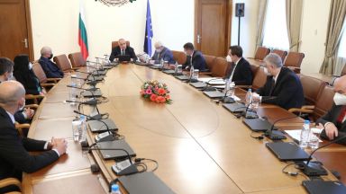 Отпускаме допълнителни 96 млн лв за да подсигурим работата на