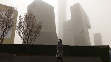 Пясъчна буря обхвана Пекин, за втори път за две седмици