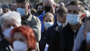 Сръбски адвокат ще съди НАТО и за касетъчните бомби над Ниш