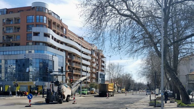 От 09:00 ч. на 31.03.21 г., сряда, до 14.04.21 г.