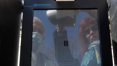 Има проблем с осигуряването на човешкия ресурс за изборите в