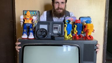 "И ний сме дали нещо на света": Новите находки на Антон Оруш