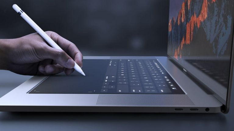 Apple готви лаптоп без клавиатура